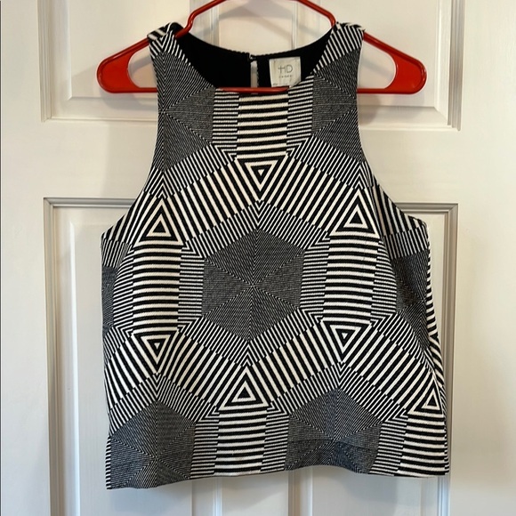 Anthropologie HD in Paris Black and White Geometric Tapestry Tank Top - Sz Small - Picture 2 of 16